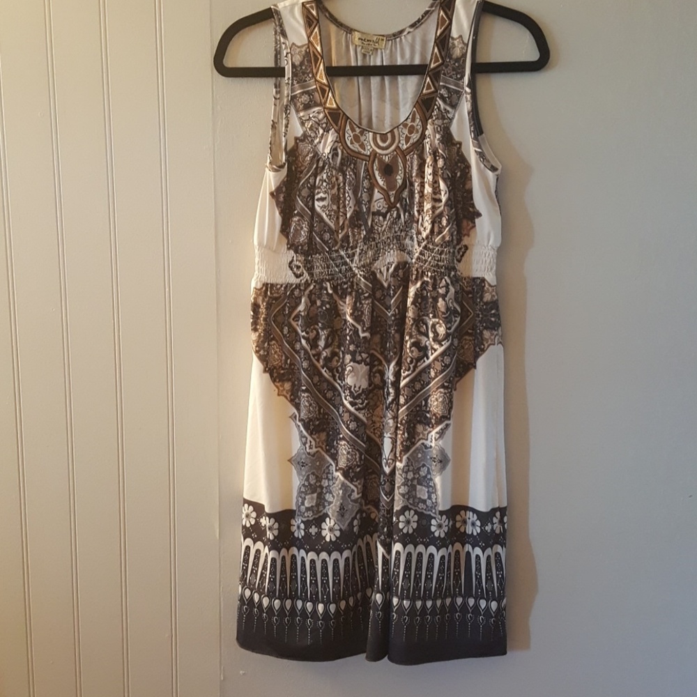 Super cute sleeveless dress